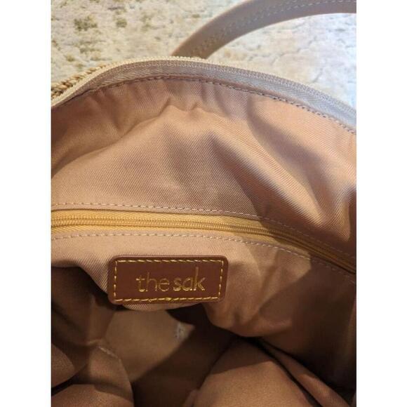 The Sak Sequoia Hobo Bag in Hand-Crochet, Soft & Slouchy Silhouette - Picture 3 of 4